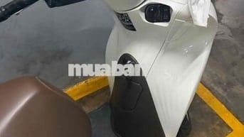 Honda SH 160 ABS 2023 Trắng