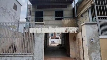 Bán Nhà nát tiện xây CHDV ,  114 m2 , lô góc ko lộ giới , chỉ 7tỷ900