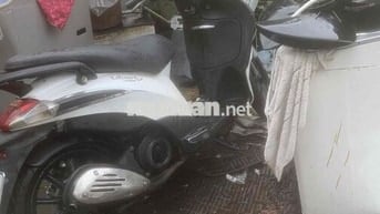 Piaggio Liberty màu Trắng. 2012