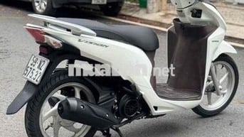 Honda Vision 2015 mẫu giò đạp,bstp,chính chủ