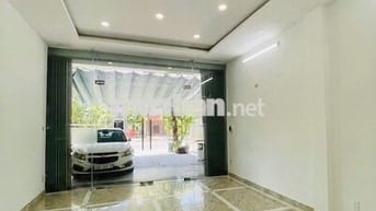 MB nguyên tầng 1, 100m2 Bùi Trang Chước