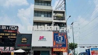 NHÀ NGAY NGÃ 4 PHAN VĂN TRỊ GẦN EMART VỊ TRÍ TRUNG TÂM