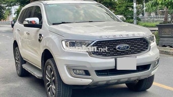 Ford Everest 2022 Titanium Trắng 23.000km
