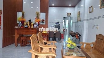 Bán nhà xây để ở kiên cố để lại nội thất, gần bệnh viện mới Mỹ Tho