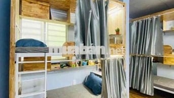 Ký Túc Xá - Sleepbox Hoàng Diệu Phú Nhuận , đối diện ĐH Kinh Tế (đi bộ