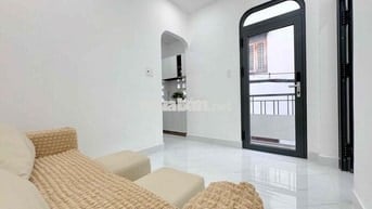 căn hộ phòng ngủ tách bếp, ban công thoáng, gần cầu Bông -chợ Bà Chiểu