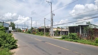 6x51 thổ cư, đường nhựa lớn. Đất đẹp xây trọ. 1,5 tỷ 