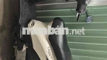 Piaggio Liberty màu Trắng
