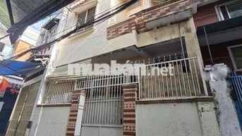 Bán Gấp Nhà Hoàng Văn Thụ Ngang 5,3m Giá Siêu Rẻ