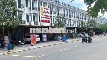 nhà mặt tiền kinh doanh 1 trệt 2 lầu TÂN ĐÔNG HIỆP,đường 12m đông đúc