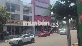 CHO THUÊ NHÀ 4PHÒNG MẶT TIỀN KD  NGAY VÒNG XOAY HIỆP THÀNH & ĐH BDG