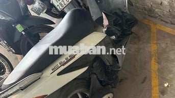 Honda Click Trắng 49069 km