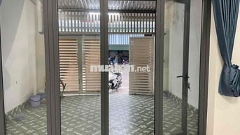 Cho thuê nhà khu dân cư Rạch Bắp. Nhà gác lửng gồm 2PN. Diện tích 100m