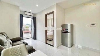 CHO THUÊ CĂN HỘ BAN CÔNG THANG MÁY FULL NỘI THẤT GIÁ RẺ *** T5