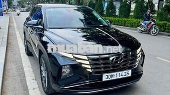 Hyundai Tucson 2022 Dầu 4800 km Đen