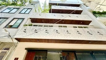 BÁN NHÀ PHÂN LÔ TRUNG HOÀ_Ô TÔ_100m 5 TẦNG THANG MÁY_NỘI THẤT ĐẸP