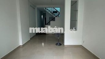Nhà nguyên căn 4x20 1 lầu đúc 3PN mới gần AEON