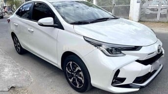 Toyota Vios 5 chỗ màu Trắng