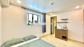 CHDV Cửa Sổ Trời Full NT - Thang Máy,Hầm Xe Sát CC Sài Gòn Mia