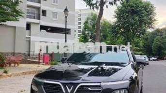 Vinfast Lux A Premium 2019 -  Màu đen - 2v4km