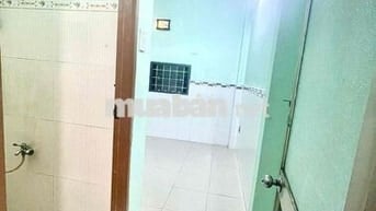 cho thuê phòng máy lạnh,cửa sổ wc riêng