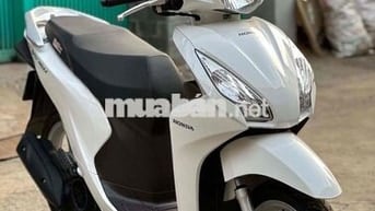 Honda Vision 2016 màu Trắng