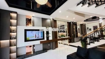 🏡 CHO THUÊ NHÀ KIỆT Ô TÔ TẬN SÂN ĐƯỜNG LÊ ĐỘ – TRUNG TÂM THANH KHÊ
