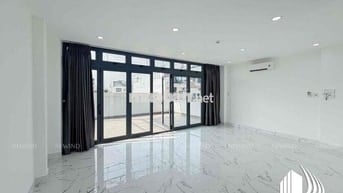 MBKD VĂN PHÒNG, SPA, NAIL, LỚP DẠY HỌC,… XE HƠI TRÁNH NHAU SÁT LOTTE