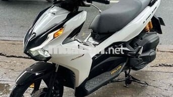 Honda Air Blade 2020 Trắng đen Zin êm