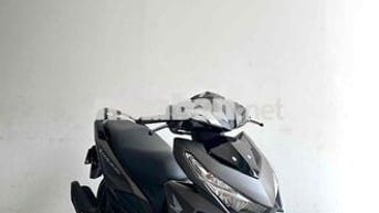 vario 2018 vàng cát