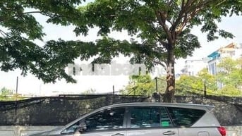 INNOVA model 2022 Số sàn màu đồng biển 30G/5 số