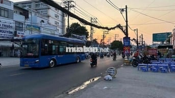 Cho thuê nhà 1204 CMT8 - Tân Bình