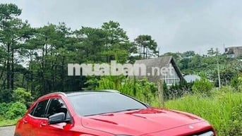 Bán Mercedes GLA 250 Đỏ odo 70K 4Matic xe CHẤT