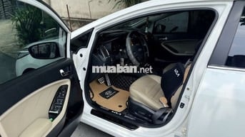 Kia Cerato 2018 AT Full Option Trắng chính chủ.