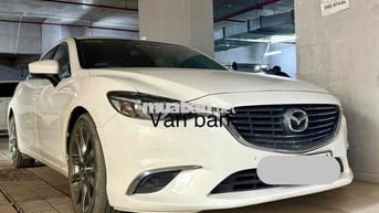 Mazda 6 2017 2.0 Premium Trắng 10 vạn km
