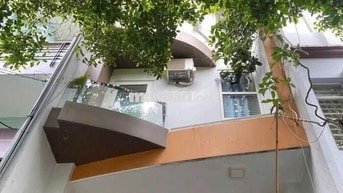 Nguyên căn có hầm View Công Viên giá rẻ
