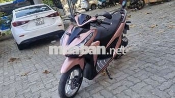 Honda Vario 150 2023 Vàng đồng