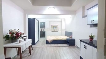 Siêu rộng - máy giặt riêng - ban công - Đường 3/2 quận 10 - free 2 xe