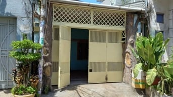 Phòng máy lạnh trong nhà vườn cho thuê
