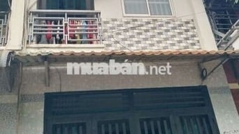 nhà vị trí đẹp giá 1 tỷ 390. Nhà 1 trệt 1 lầu đỗ suốt ngây võ văn vân
