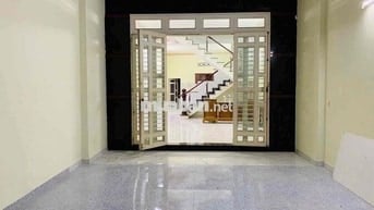 NHÀ APĐ ( FULL NỘI THẤT ) TRỆT 2 LẦU SÂN THƯỢNG. 2PN 2WC. SÂN XE HƠI