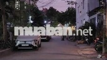 NHÀ MT ĐƯỜNG 10M,HIỆP BÌNH CHÁNH THỦ ĐỨC DT115M CHỈ NHỈNH 10TỶ.