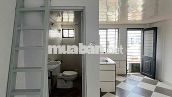 CHO THUÊ CĂN HỘ ĐẦY ĐỦ NỘI THẤT, BANCON NGAY CẦU NHỊ THIÊN ĐƯỜNG