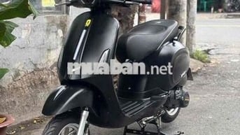 Cần Bán Vespa 50cc 2025 Đen Huyền Bí Odo 1k6