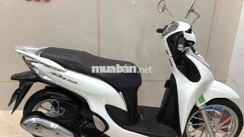 Honda SH Mode 125i 2023 Trắng đen