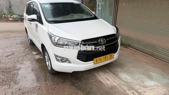 Toyota Innova 4 chỗ Trắng Số sàn