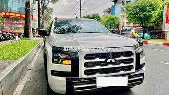 Mitsubishi Triton GLS Full 2025 806 km
