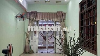 CHO THUÊ 2TẦNG KIÊN CỐ,7PN,NỘI THẤT CƠ BẢN KHU AN HẢI ĐÔNG