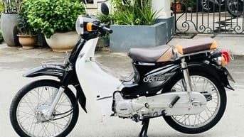 Cub 50cc HỌC SINH ĐI HỌC BIỂN HN ĐỜI CAO MỚI CHẠY 2000KM