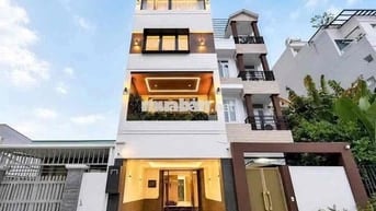 BÁN CĂN NHÀ 5 LẦU VỊ TRÍ ĐẸP QUẬN 7